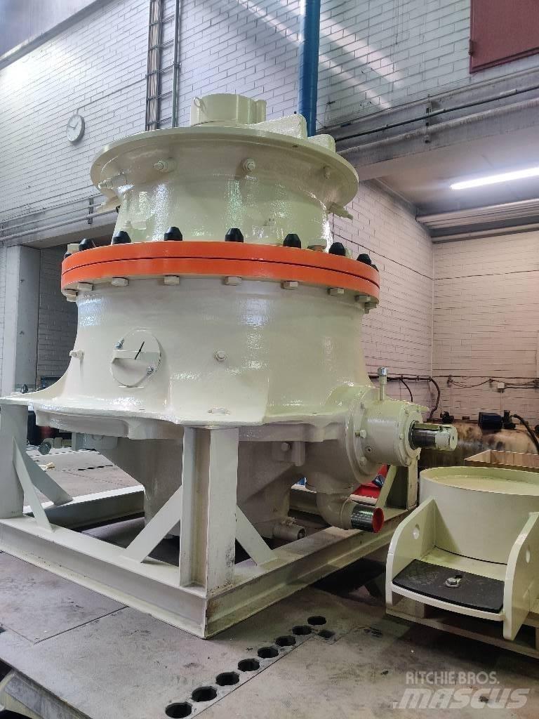 Metso GP220 크러셔