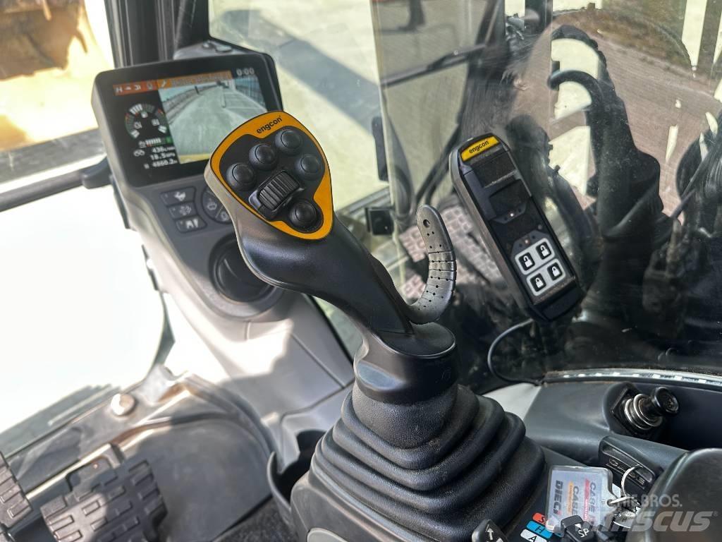 CASE CX 250 D 대형 굴삭기 29톤 이상