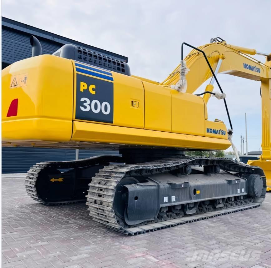 Komatsu 300 대형 굴삭기 29톤 이상