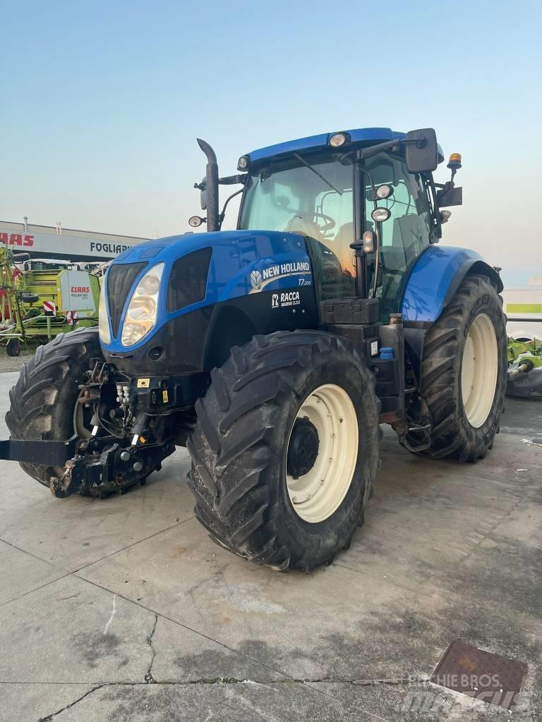 New Holland T 7.200 트랙터
