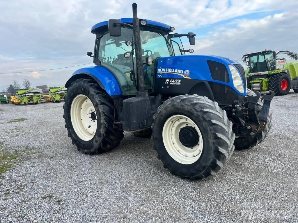 New Holland T 7.200 트랙터