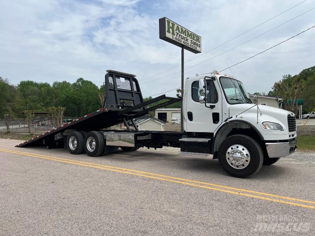 Freightliner M2 회수 차량