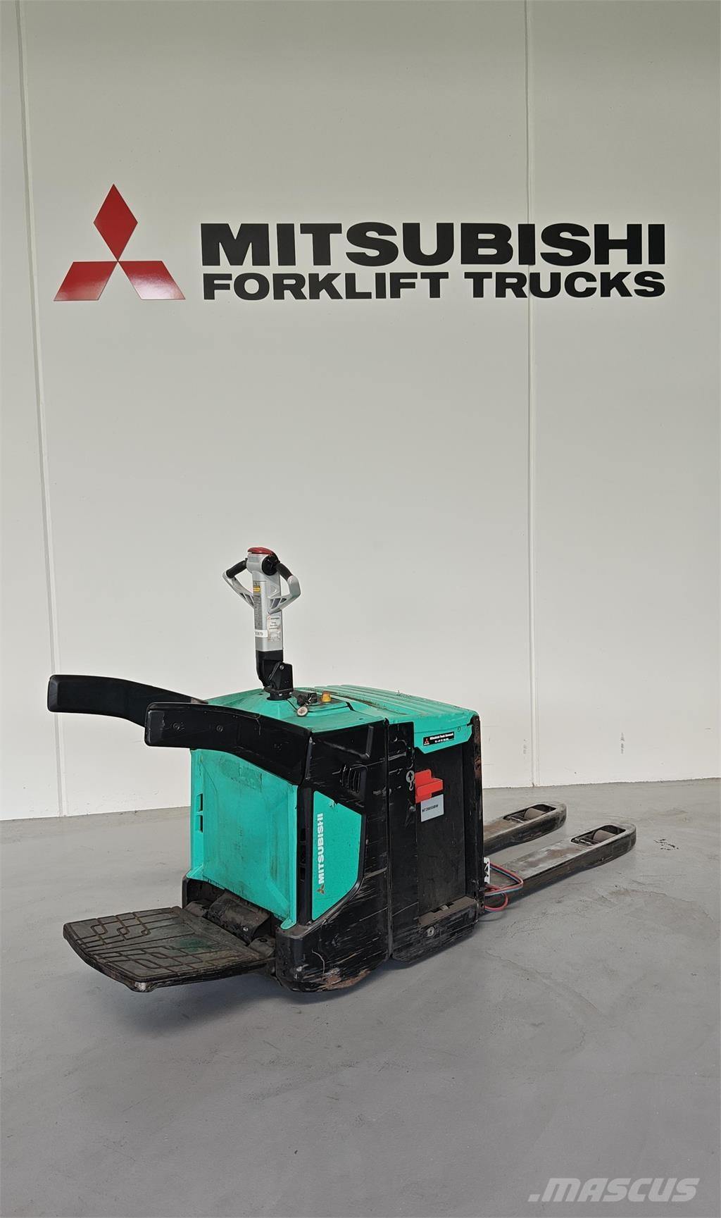 Mitsubishi PBV20N2 플랫폼 트럭