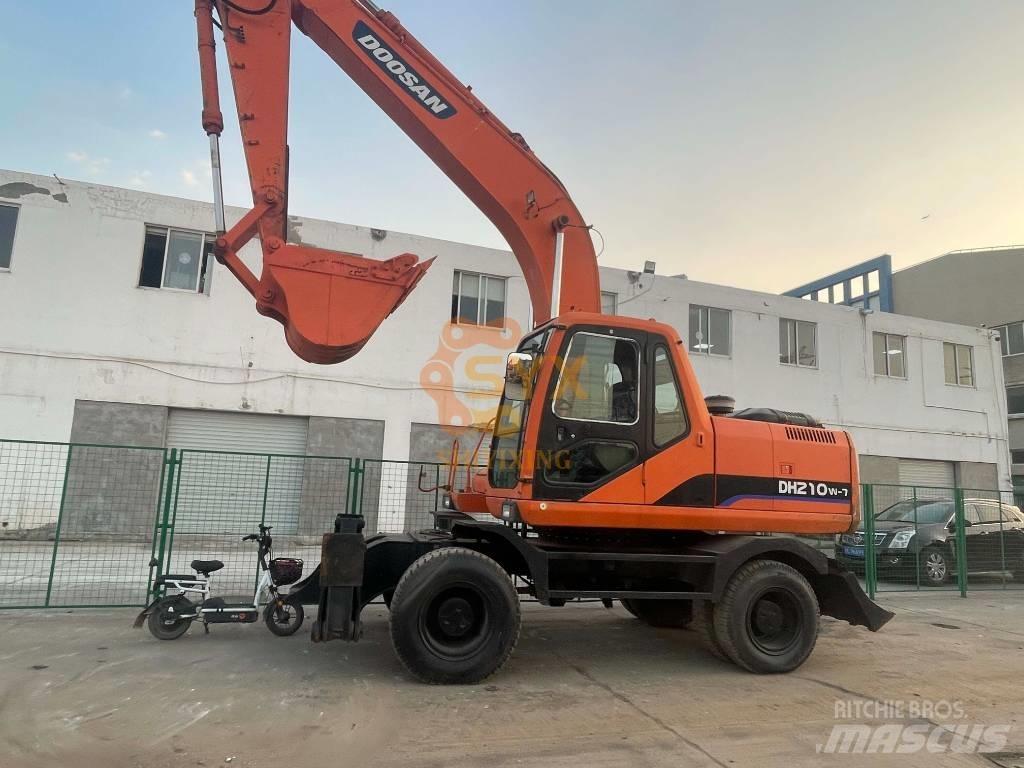 Doosan DH210W-7  휠 굴삭기