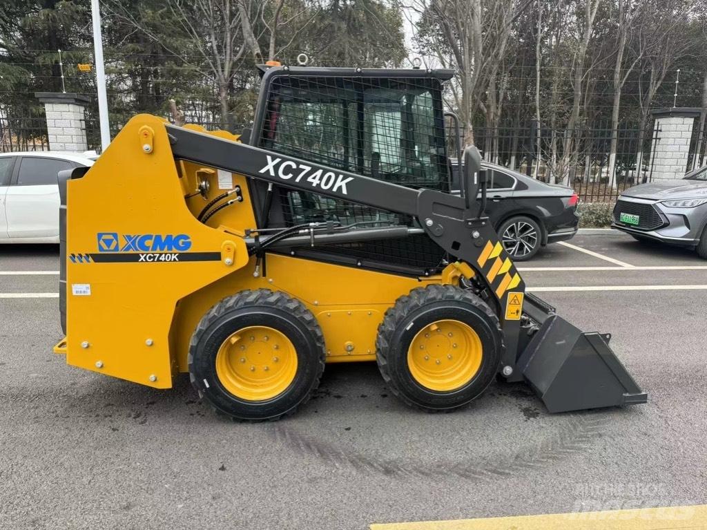 XCMG XC740K  스키드로더