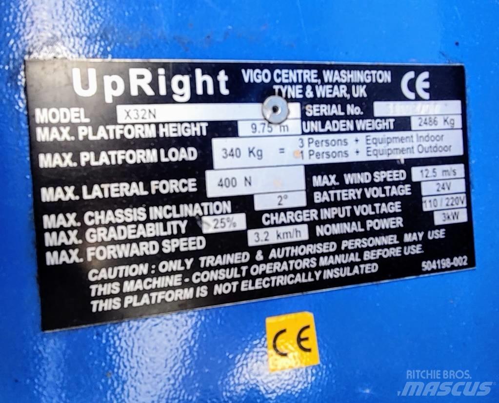 UpRight X32N 가위형 리프트