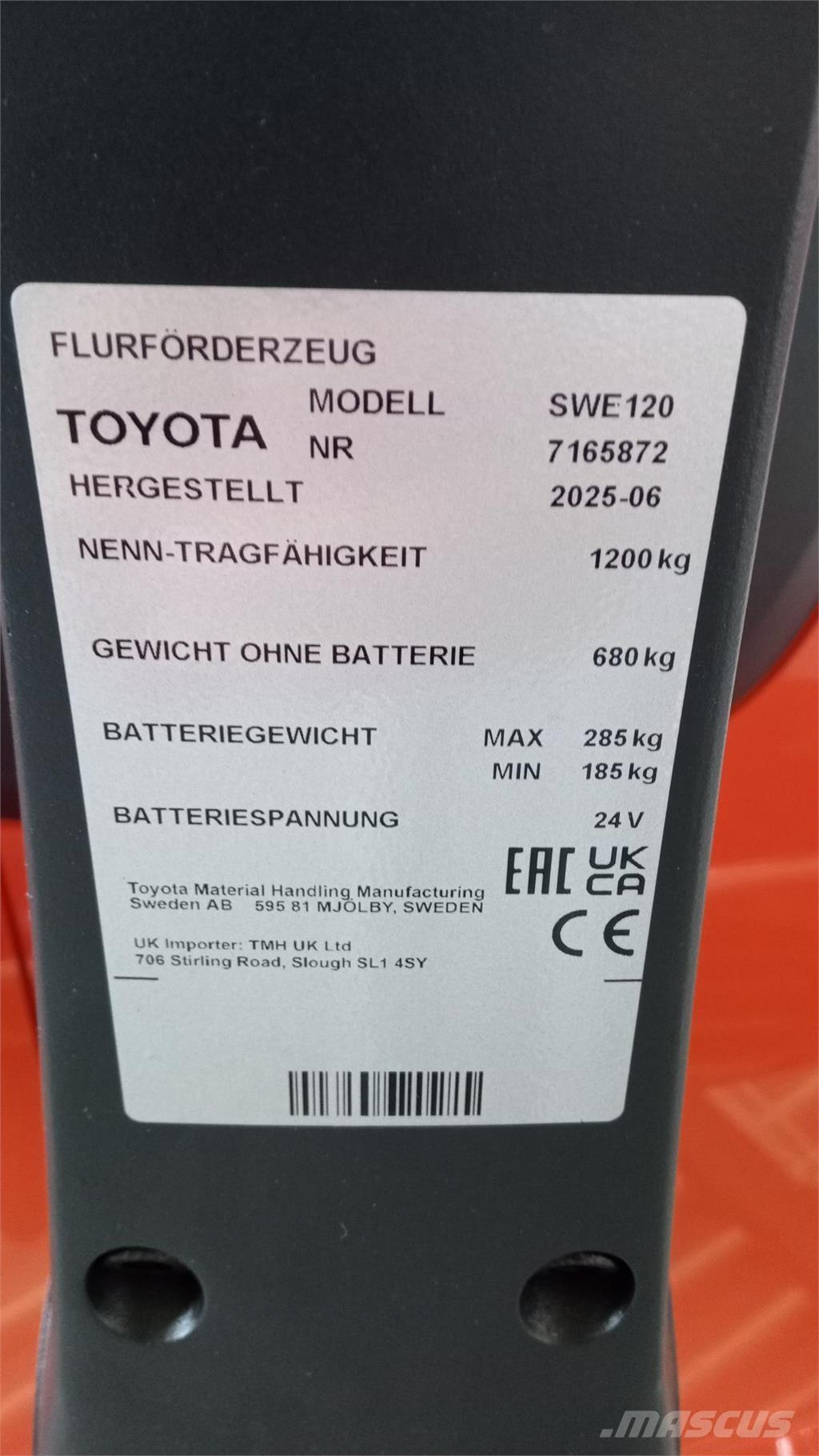 Toyota SWE120 보행식 리치 지게차