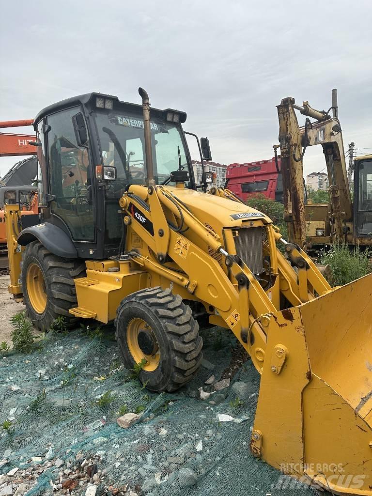 CAT 420 F 백호로더