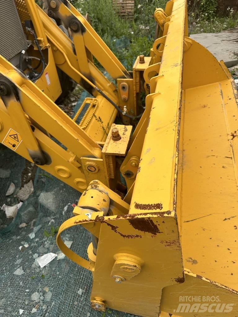 CAT 420 F 백호로더