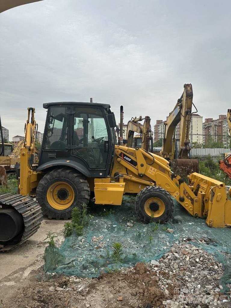 CAT 420 F 백호로더