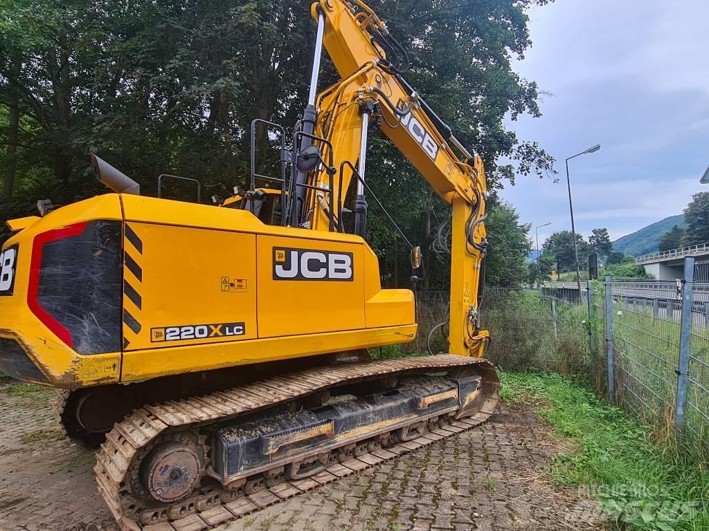 JCB 220X LC 대형 굴삭기 29톤 이상