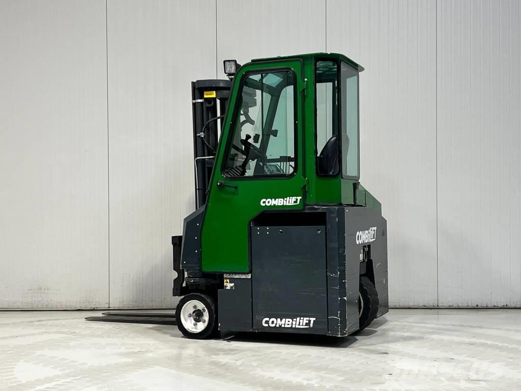 Combilift CBE2500 4방향 리치트럭