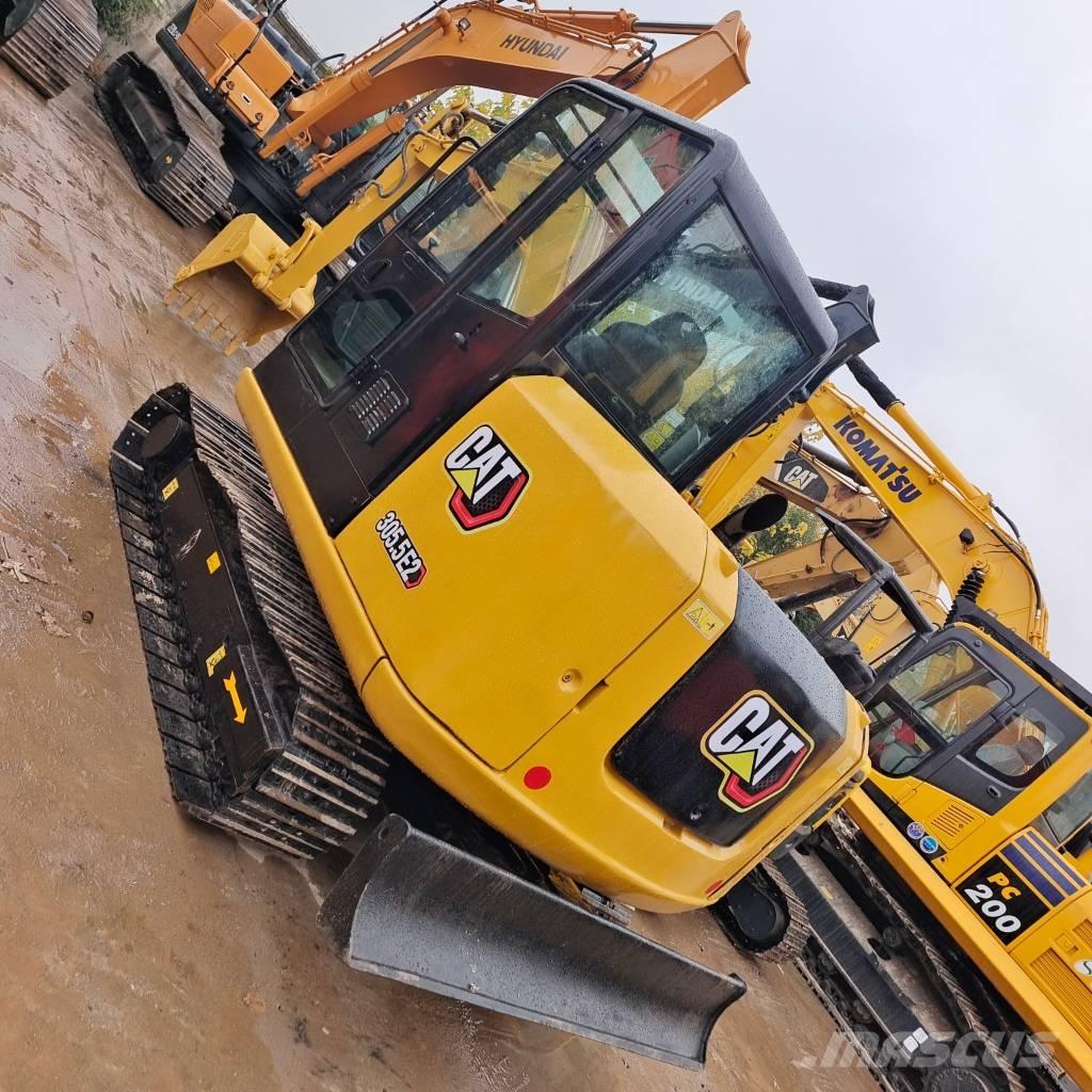 CAT 305.5 E CR 소형 굴삭기 7톤 미만