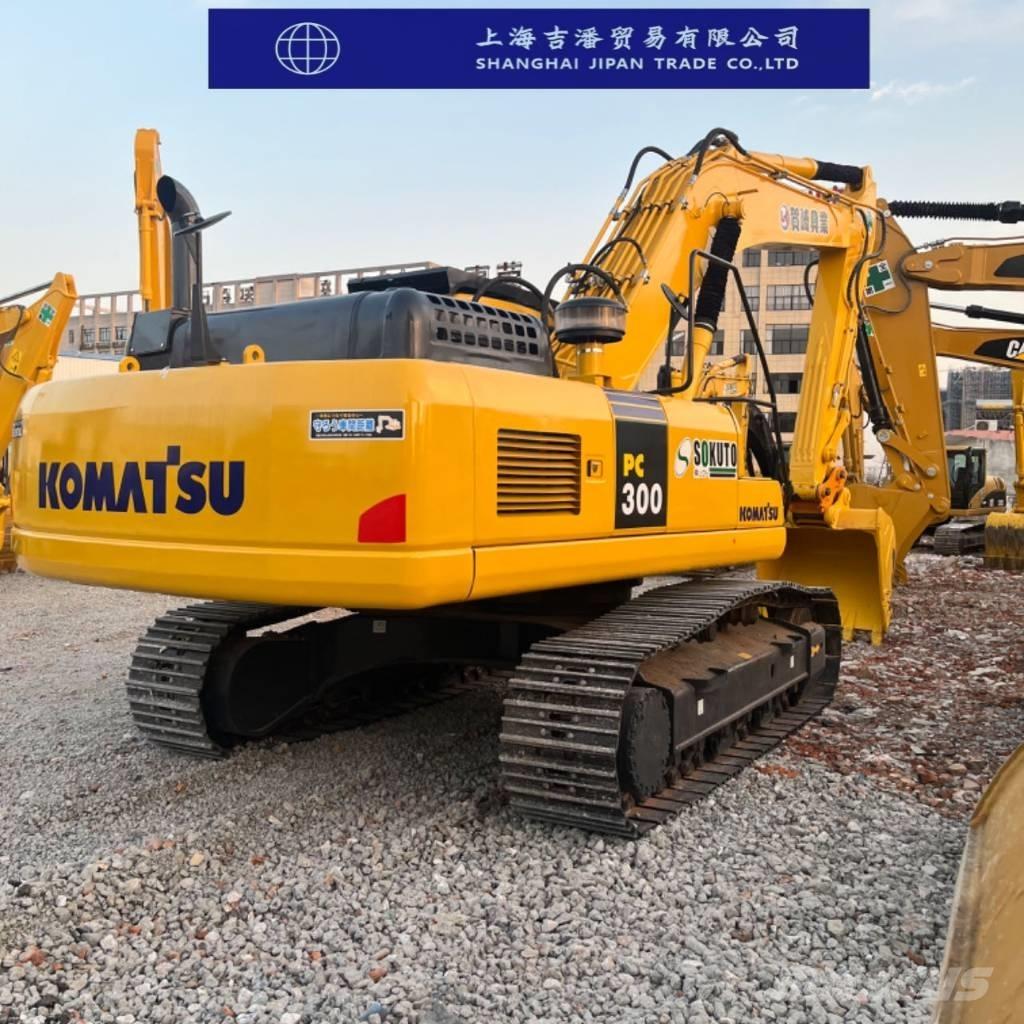 Komatsu PC 300 대형 굴삭기 29톤 이상