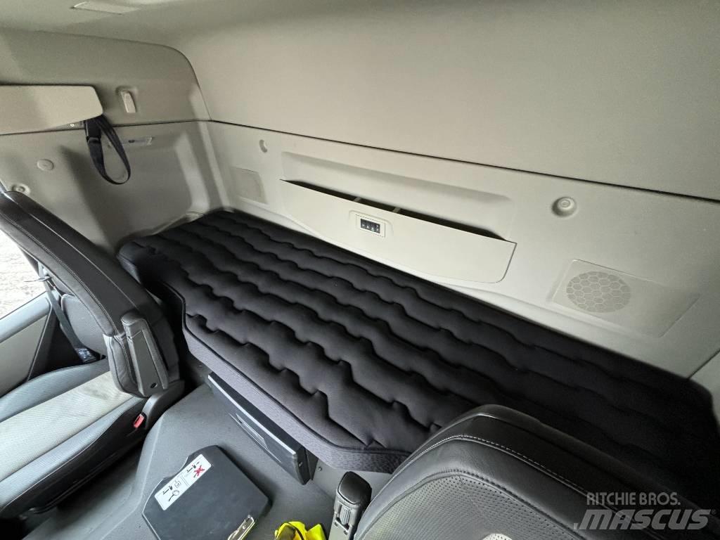 Volvo FM 420 회수 차량