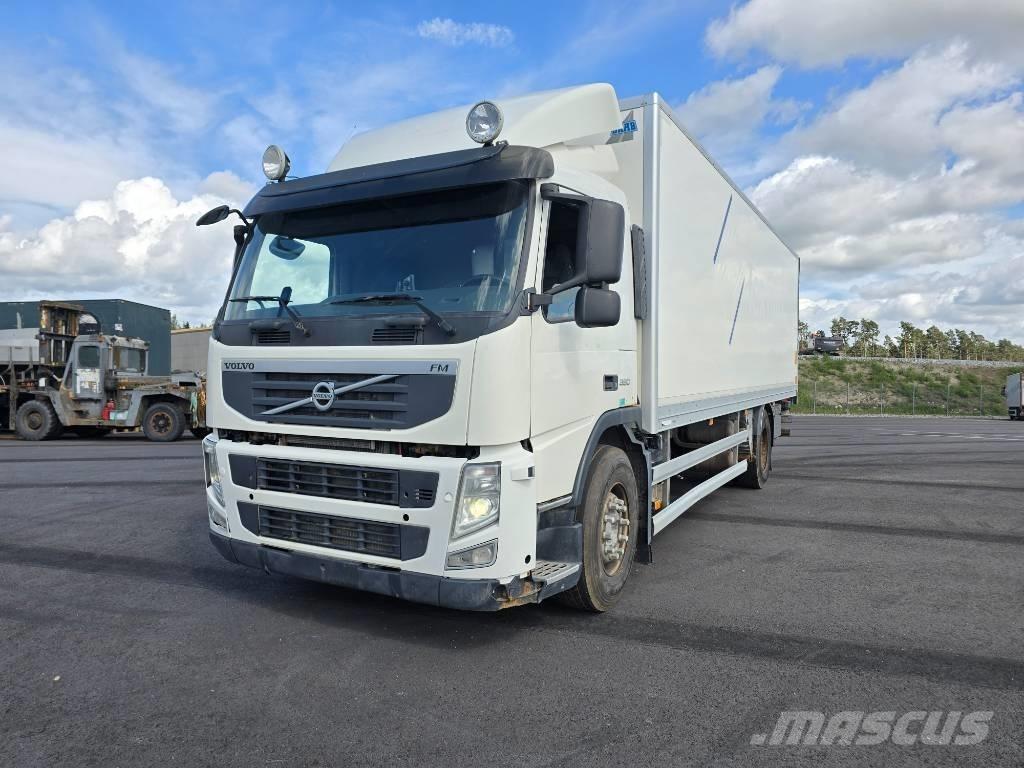 Volvo FM 380 탑차 트럭