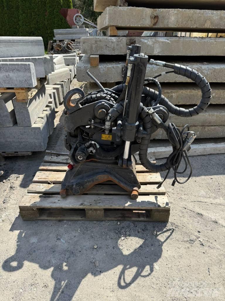 CAT TRS 10 로테이터