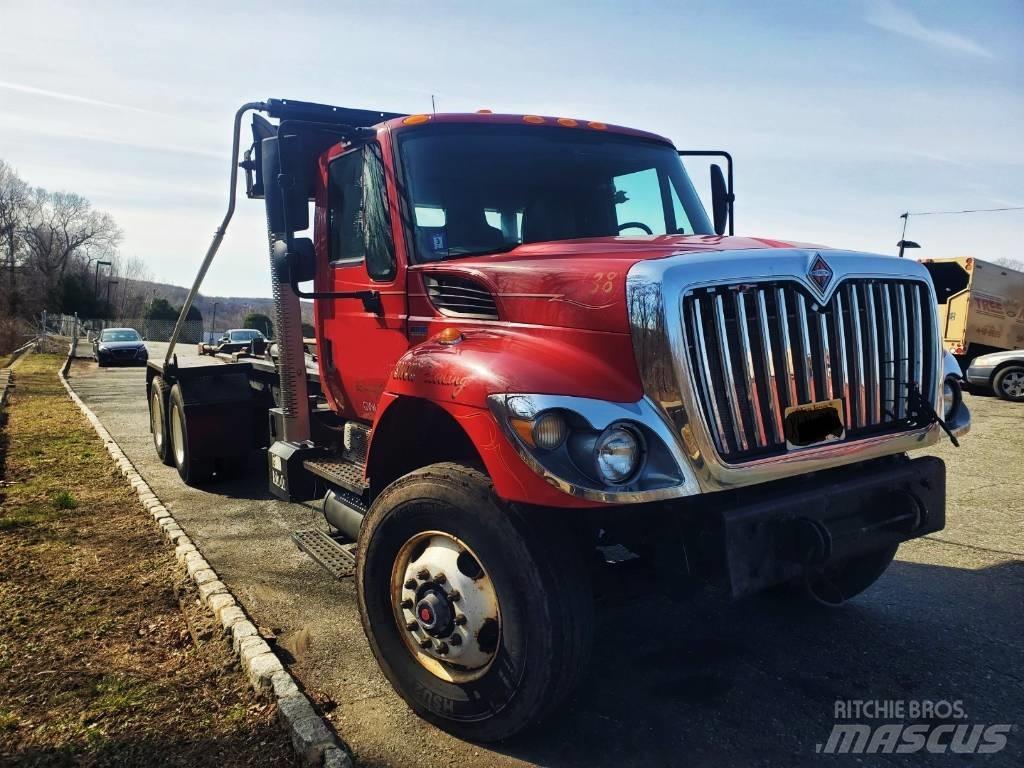 International WS7400 훅 리프트 트럭