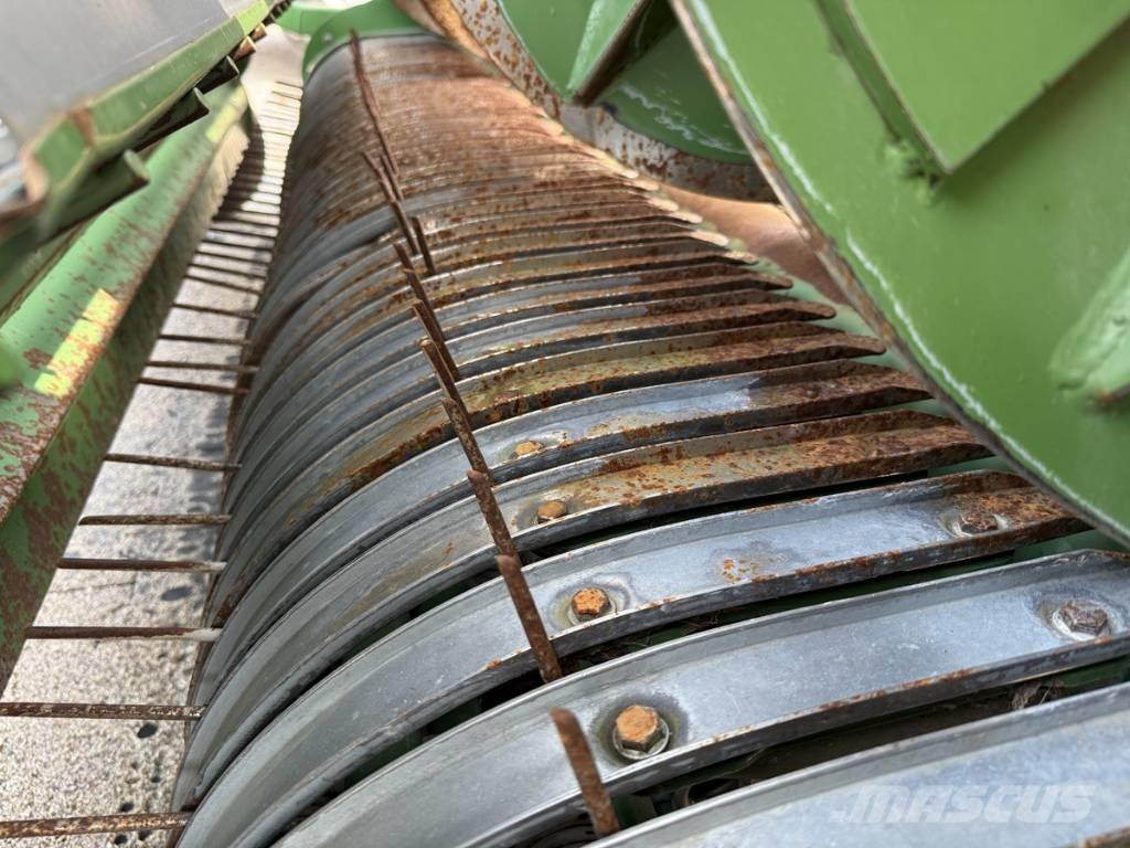 Krone E-FL 3001 자동 초지기계