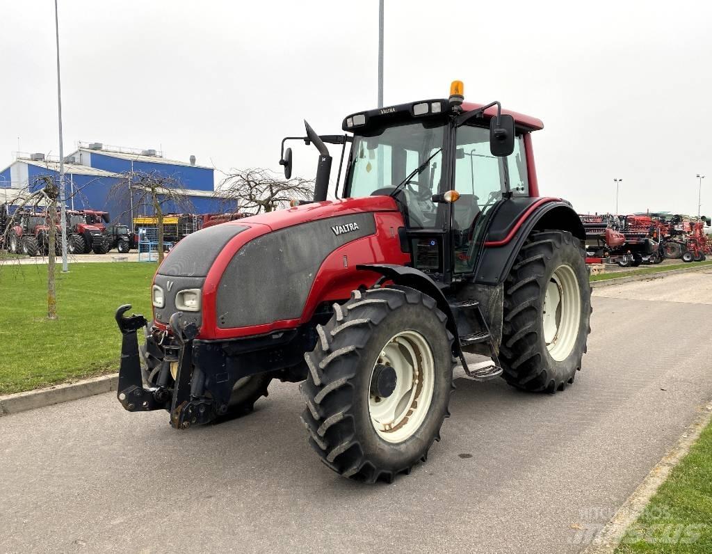 Valtra T 131 트랙터