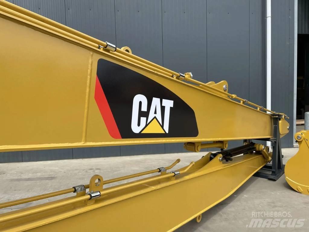 CAT 323E 18m Set 백호