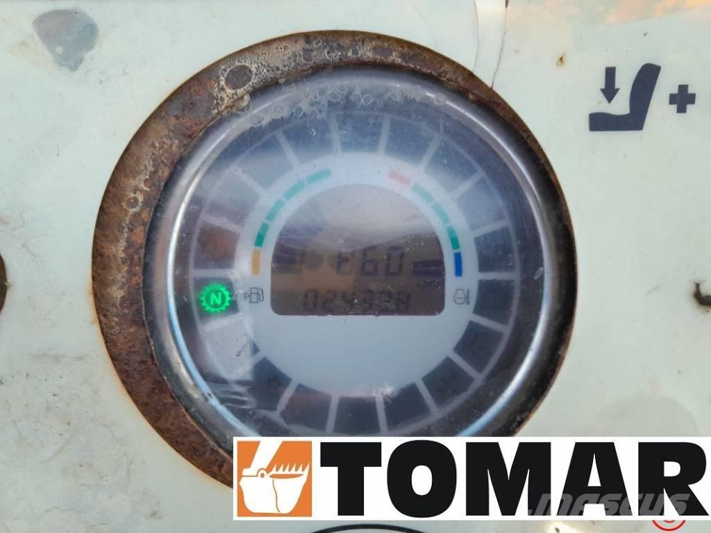 JCB 6 TST 건설현장 덤프트럭