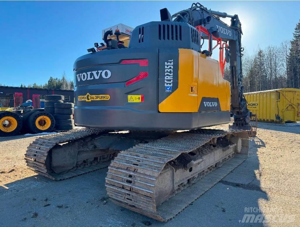Volvo ECR 235 EL 대형 굴삭기 29톤 이상