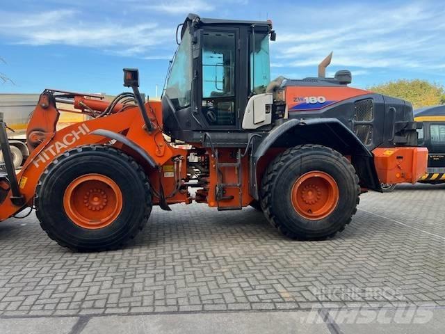 Hitachi ZW 180-6  휠로우더