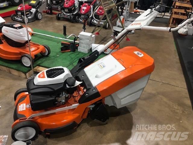 Stihl RM 655.1 RS 밀면서 전진하는 잔디깎기