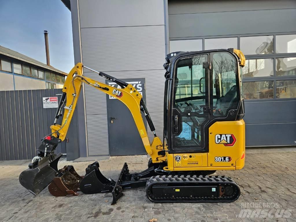 CAT 301.6 소형 굴삭기 7톤 미만