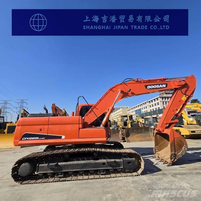 Doosan DX 225 RB 대형 굴삭기 29톤 이상