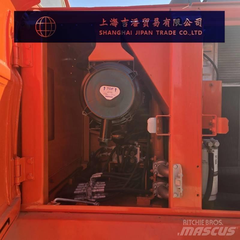 Doosan DX 225 RB 대형 굴삭기 29톤 이상