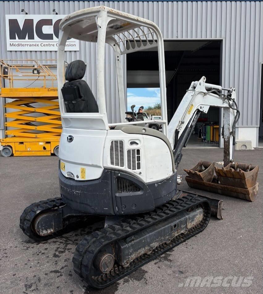 Yanmar Vio 20-4 소형 굴삭기 7톤 미만