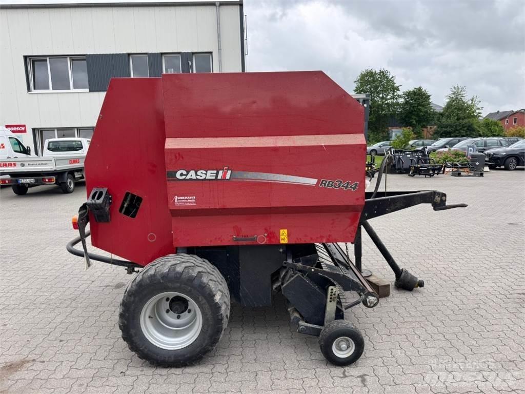 Case IH RB 344 원형 곤포기