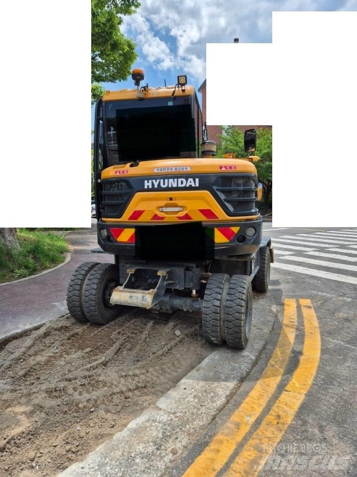 Hyundai 65A  휠 굴삭기