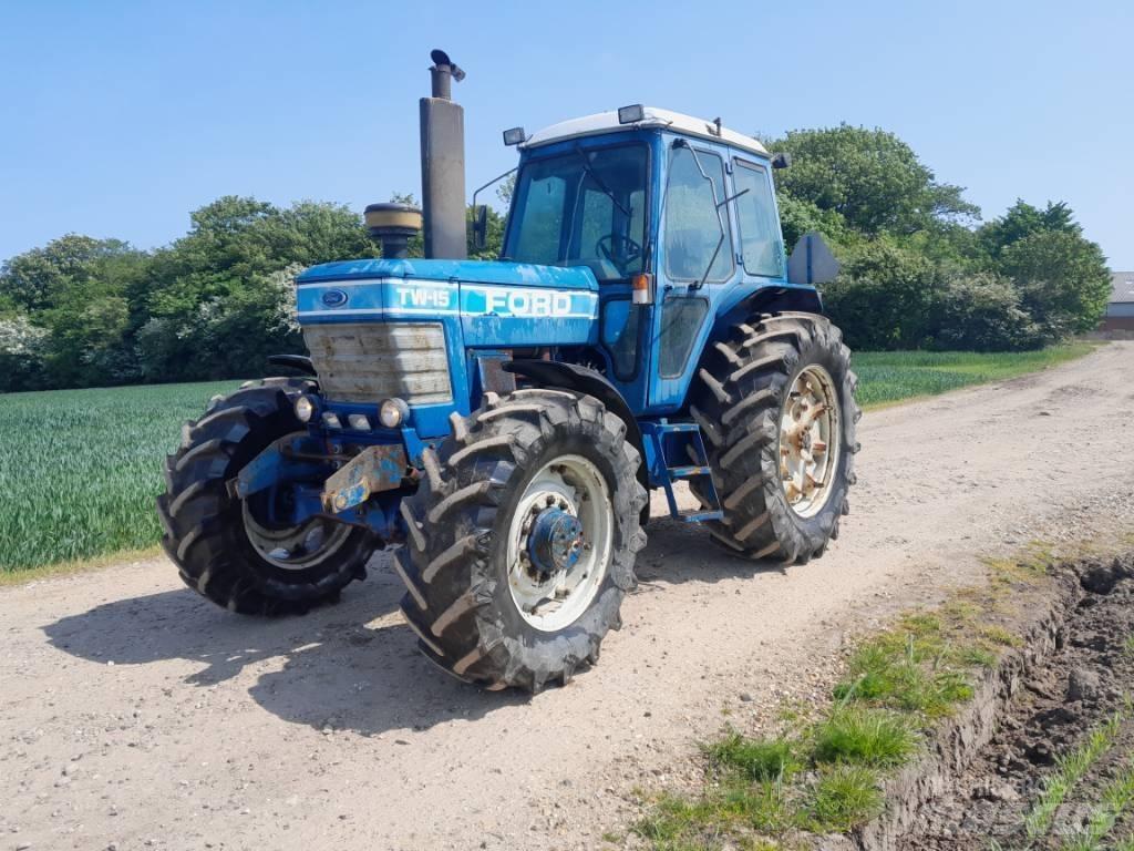 Ford TW 15 트랙터