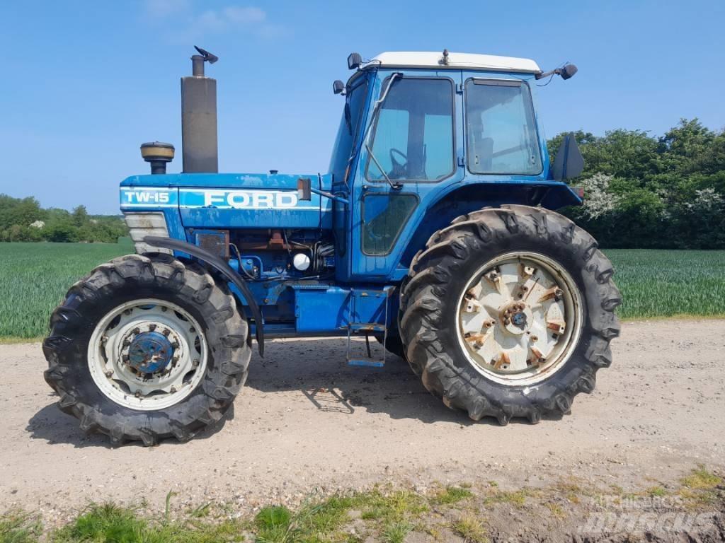 Ford TW 15 트랙터