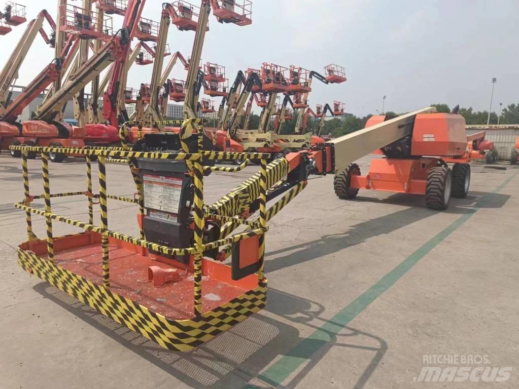JLG 660 SJ 견인식 전동이동 리프트