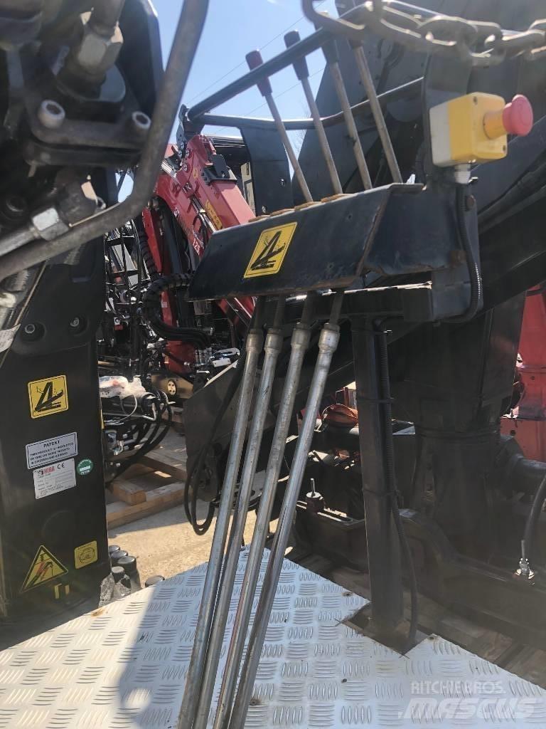 HIAB 111 B-2 Duo 로더 크레인