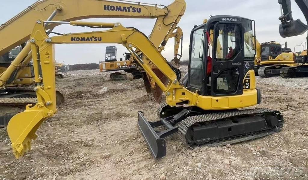 Komatsu PC 40MR 소형 굴삭기 7톤 미만