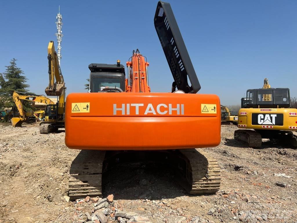 Hitachi ZX 240 대형 굴삭기 29톤 이상