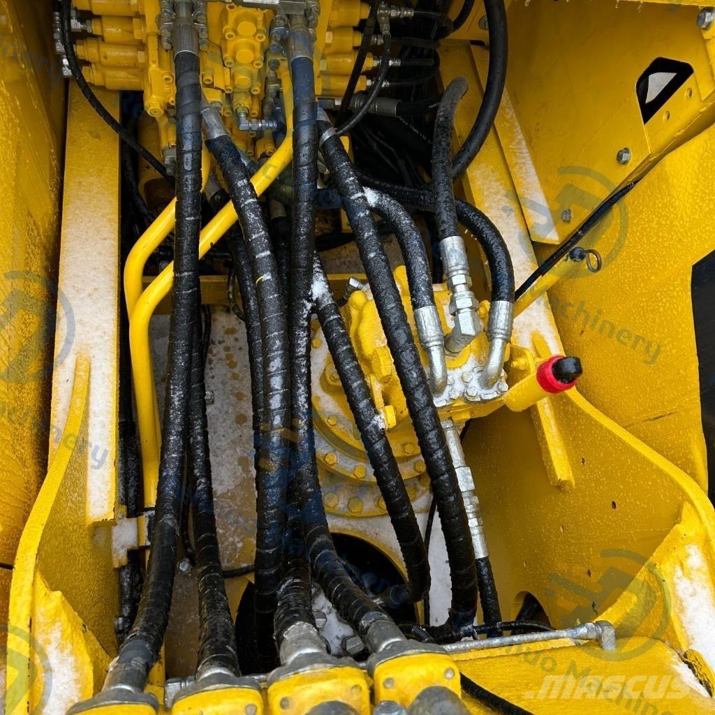 Komatsu PC200-8 대형 굴삭기 29톤 이상