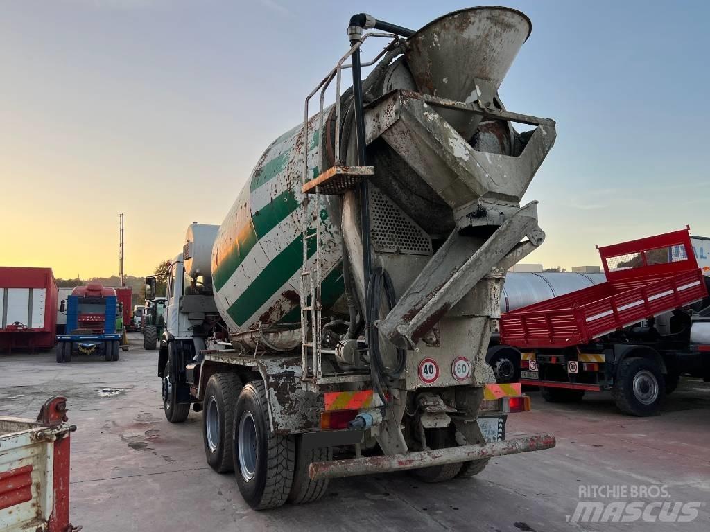 Iveco 330-30 콘크리트 믹서트럭