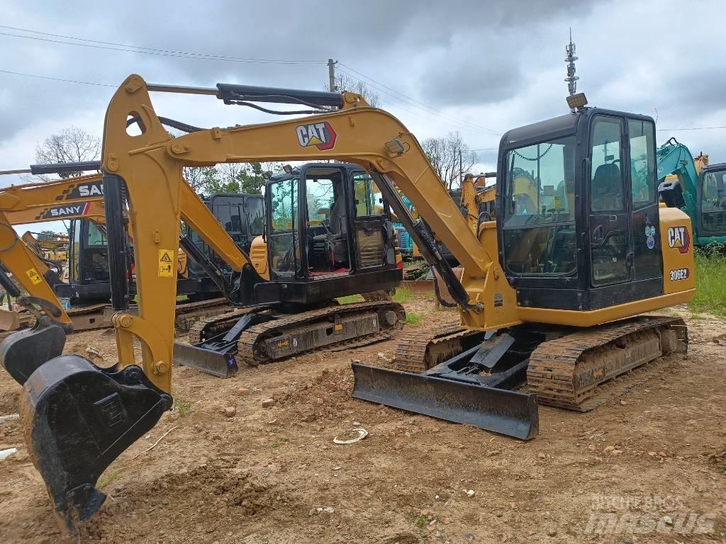 CAT 306E2 소형 굴삭기 7톤 미만