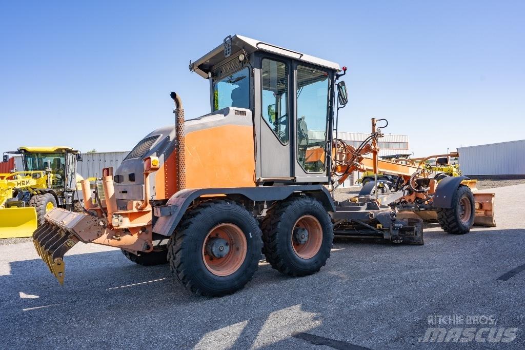 HBM BG 110 TA-4 그레이더