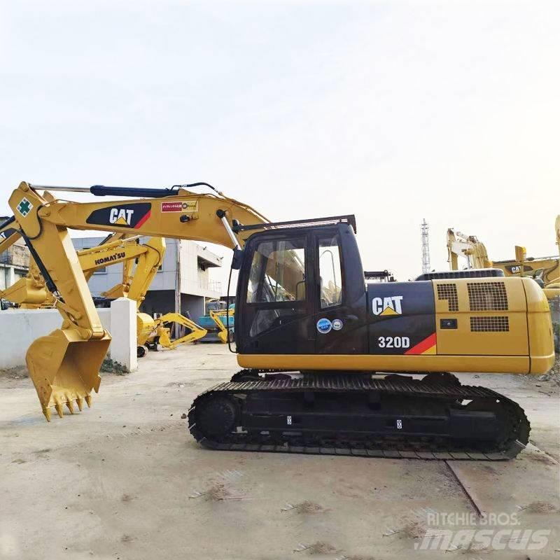 CAT 320 D 대형 굴삭기 29톤 이상
