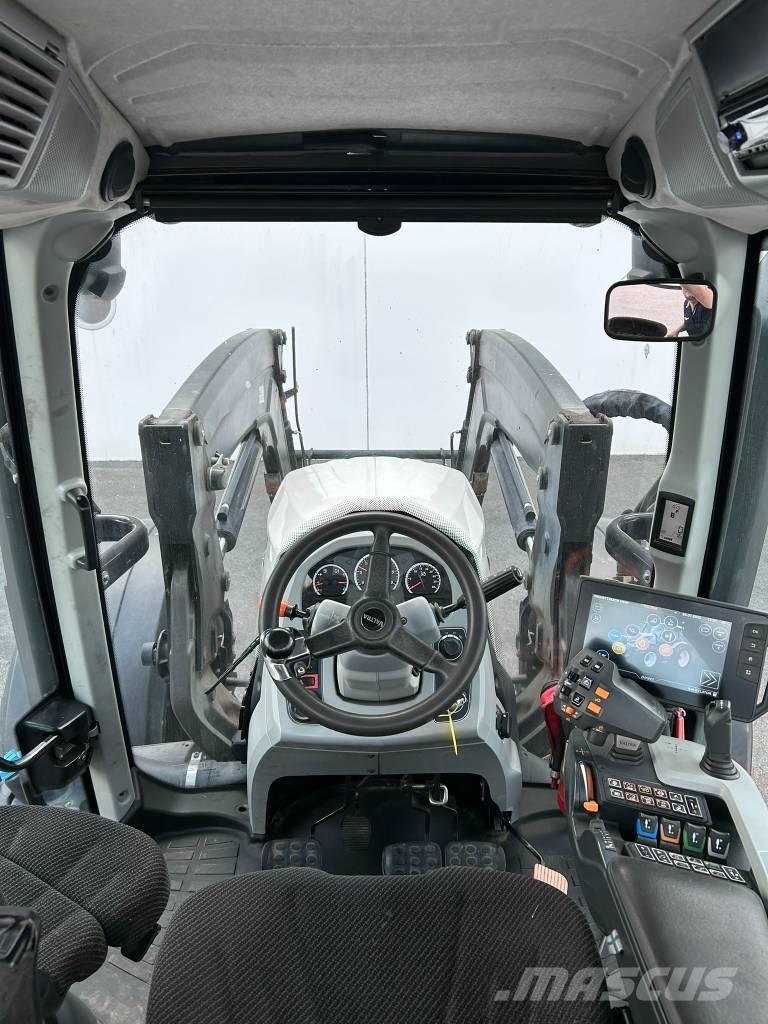 Valtra N 174 트랙터