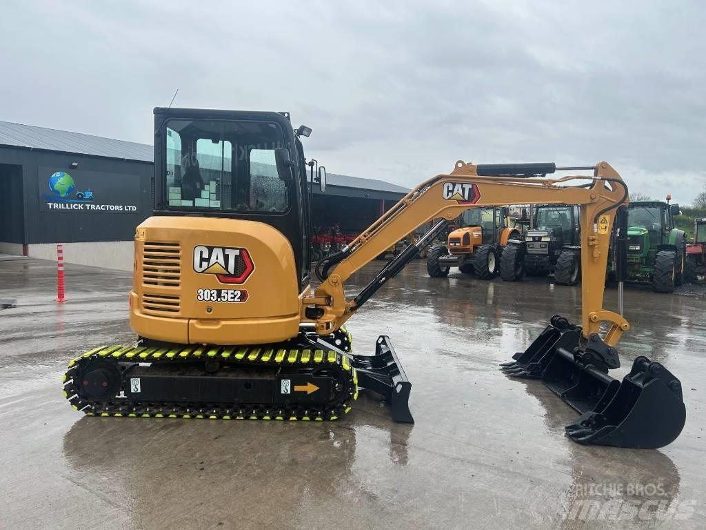 CAT 303.5 E CR 소형 굴삭기 7톤 미만