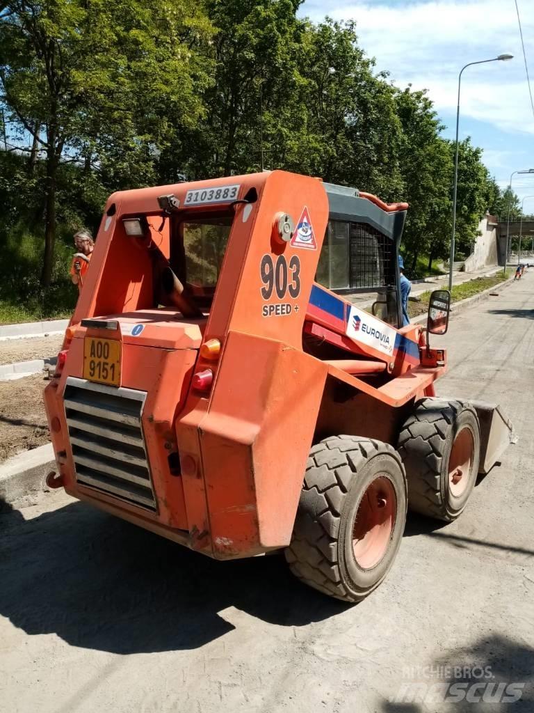 Locust L 903 SPEED  스키드로더