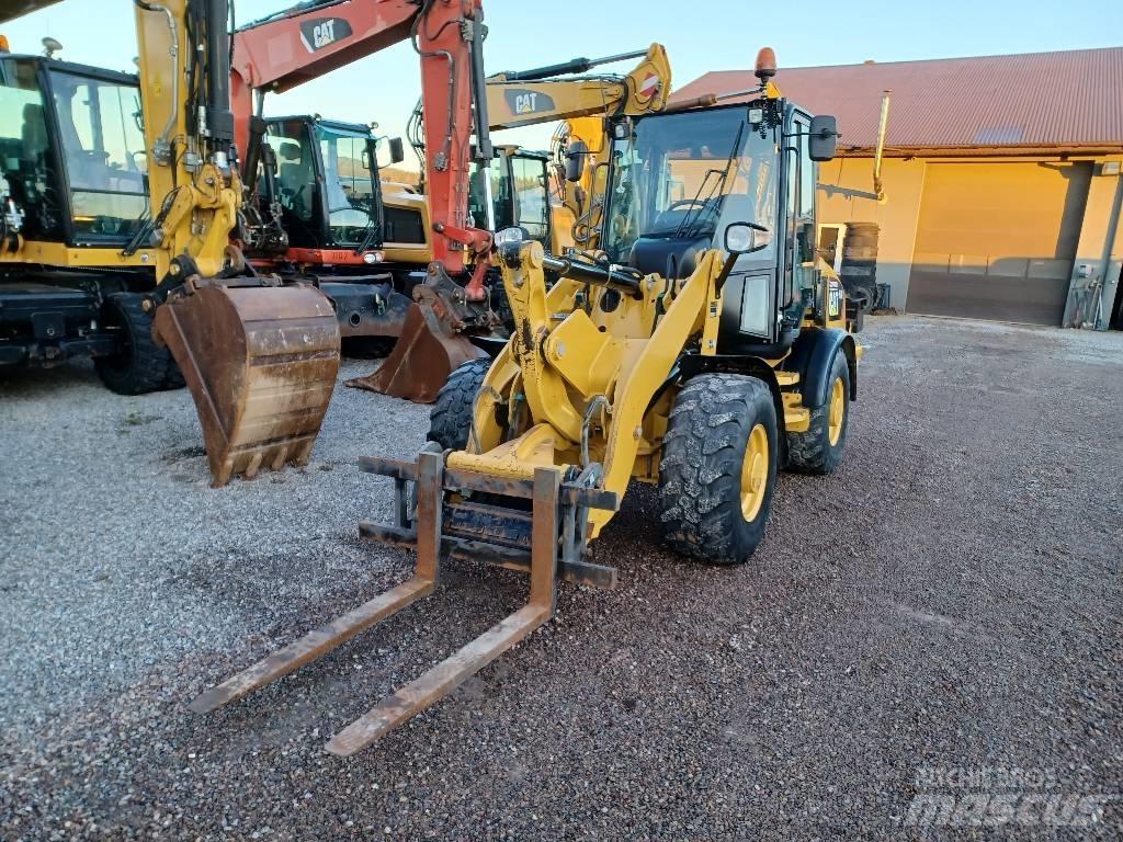 CAT 907 M  휠로우더